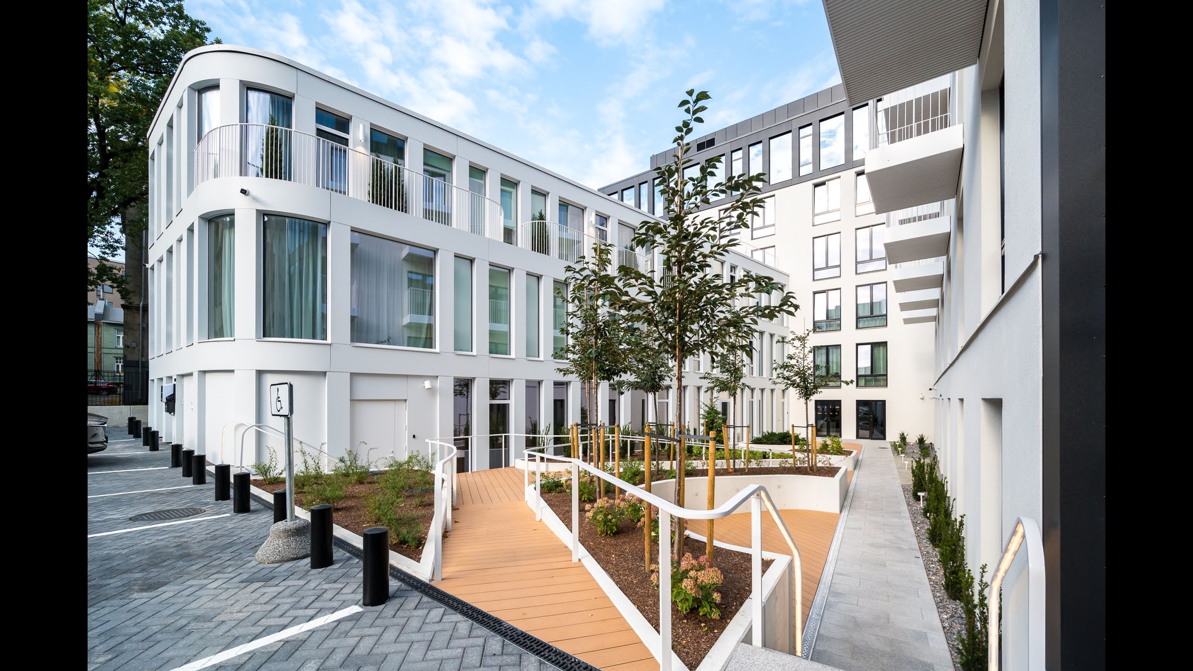 Landscape architecture of the courtyard